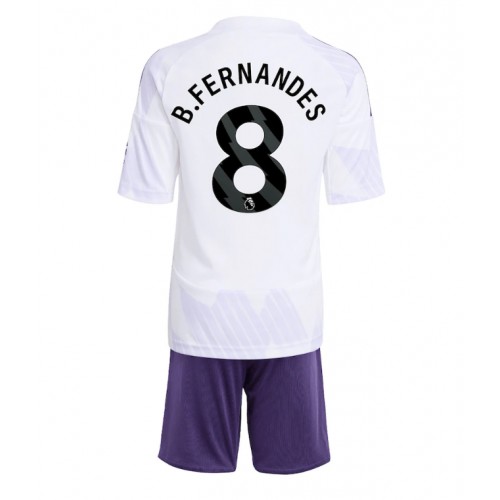 Manchester United Bruno Fernandes #8 Replika Bortatröja Barn 2025-26 Kortärmad (+ Korta byxor)